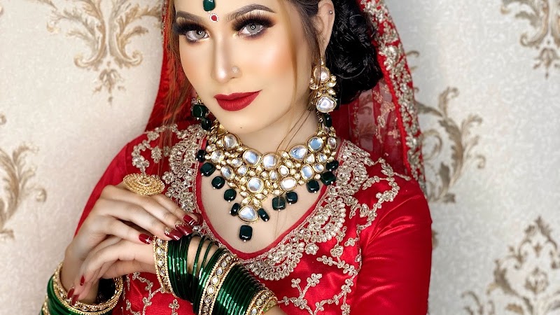 Tania's Makeover & Institute