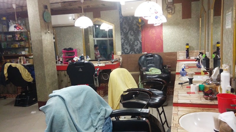 Hollywood Gents Parlour