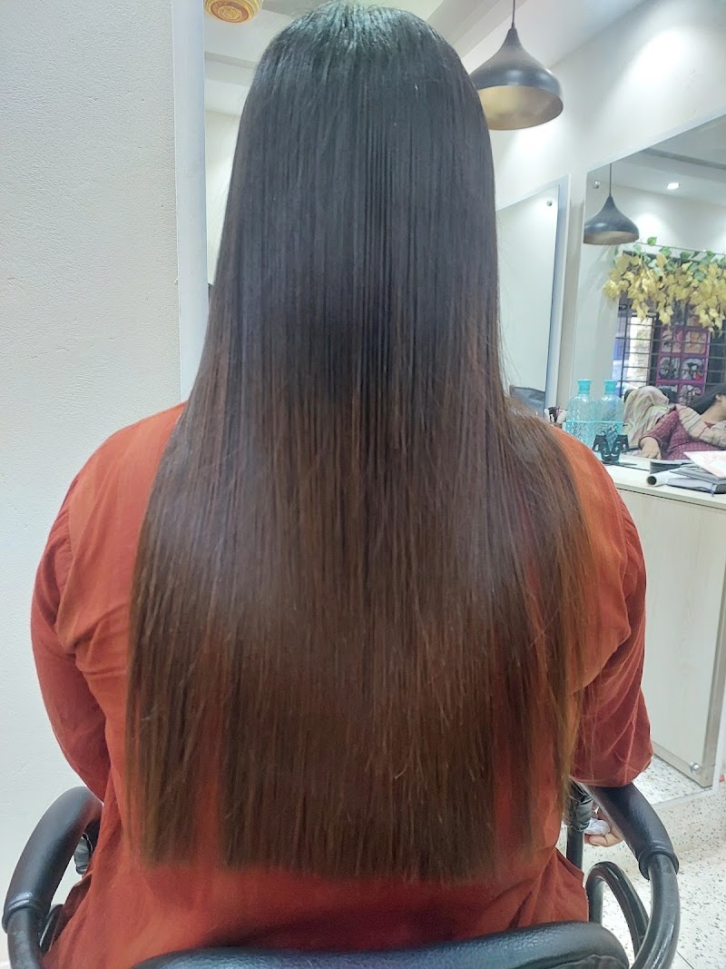 Shifa's makeover beauty parlour and training centre