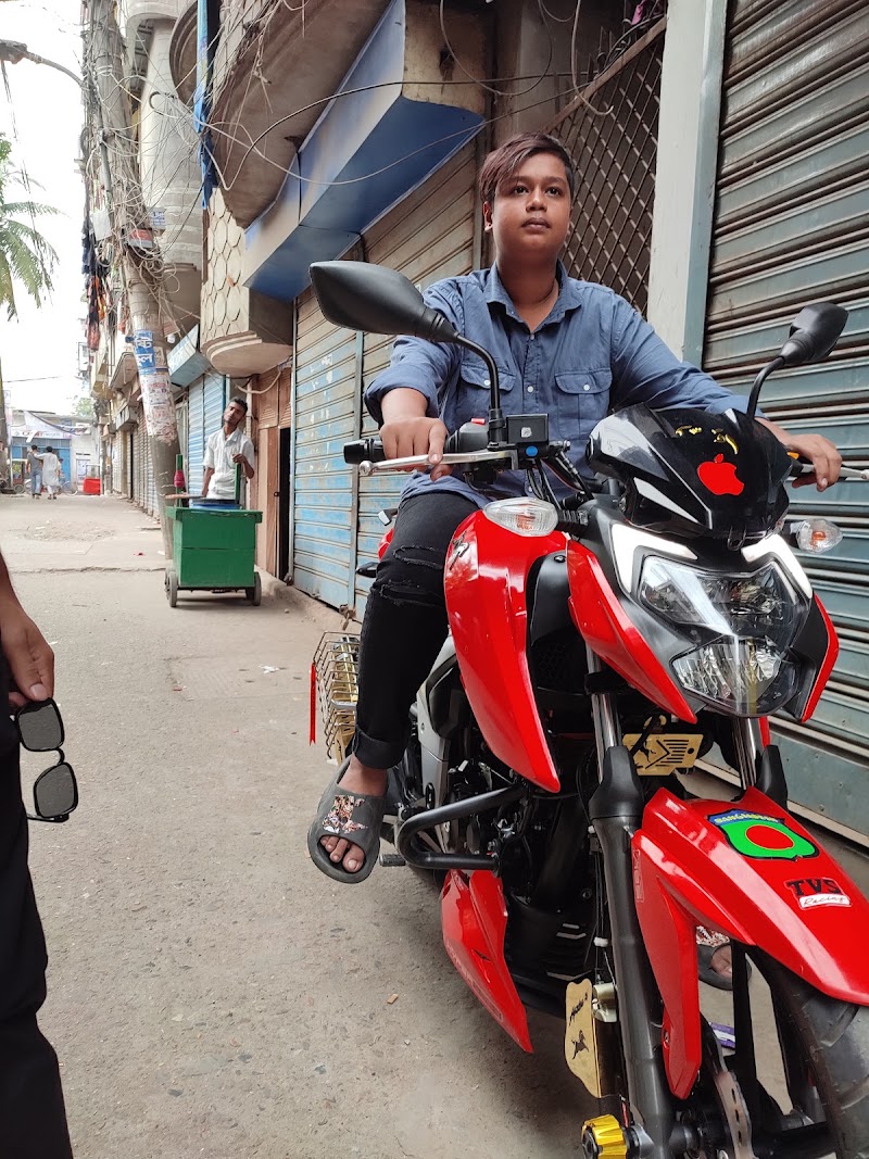 Tipu Hair Cutting Salon