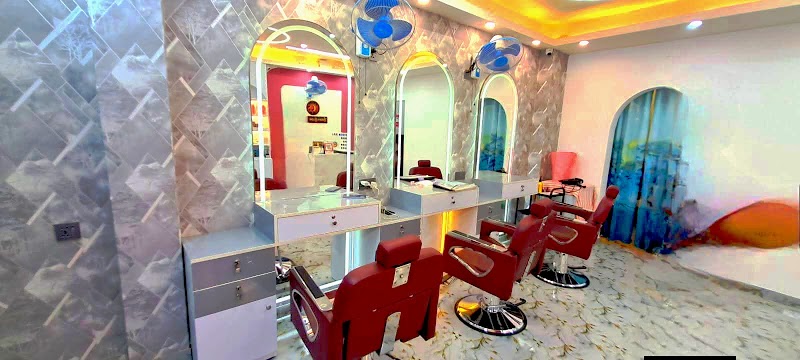Lucky Glow Studio