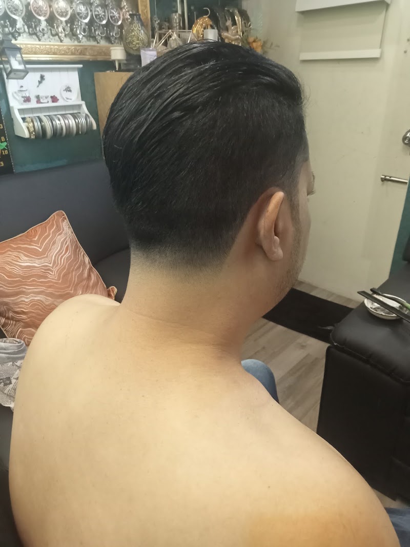প্রতিদিন হেয়ার ফ্যাশন