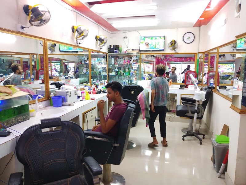 Saudia Hair Dresser