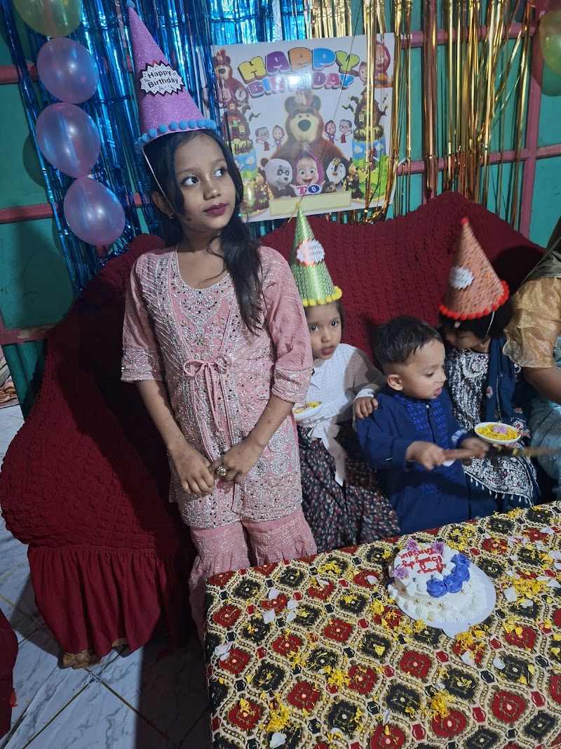 সুমন হেয়ার কাটিং সেলুন